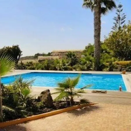 Charmantes In Mit Garten Holiday home Guia de Isora (Tenerife)